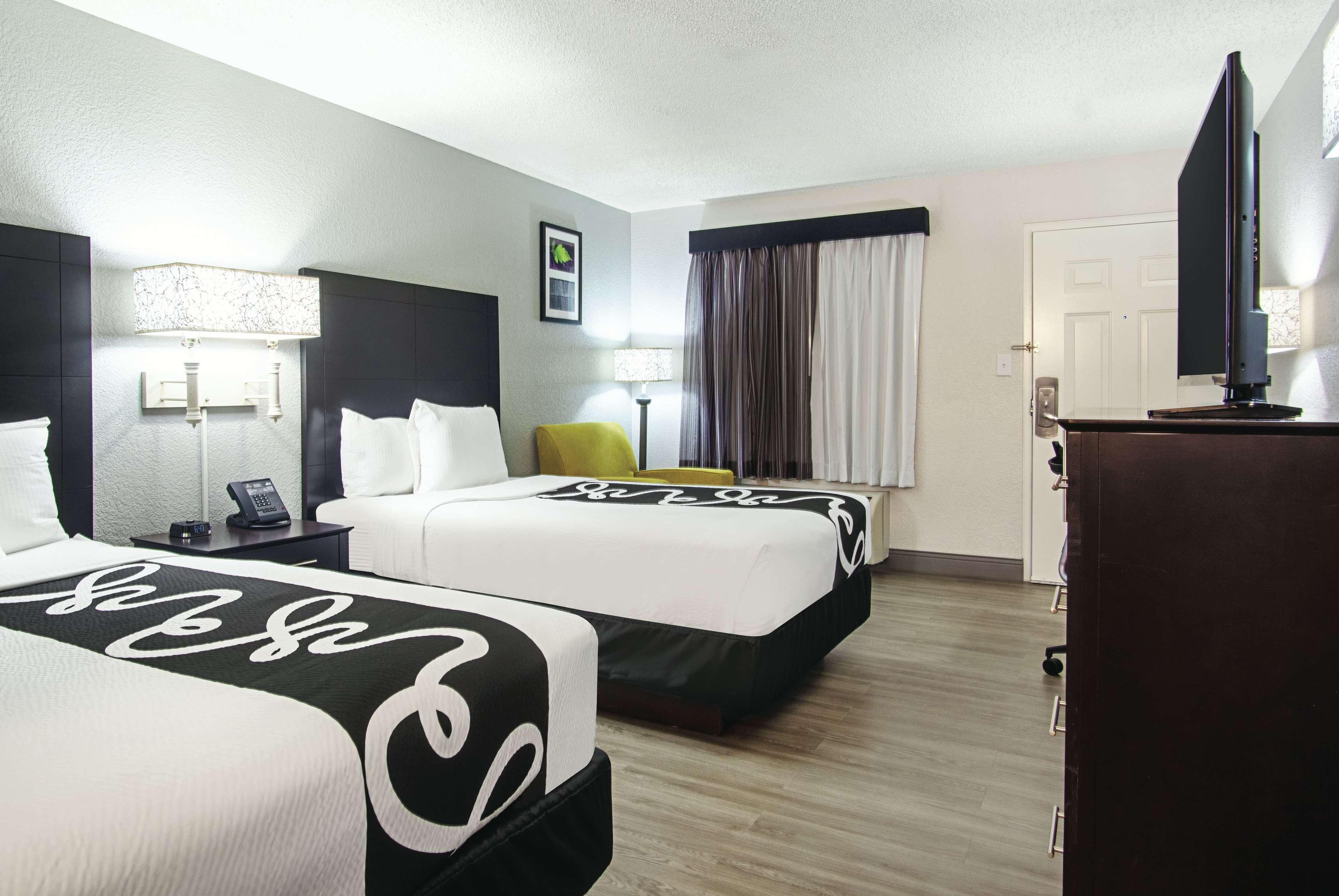 La Quinta Inn By Wyndham West Palm Beach - Florida Turnpike Bagian luar foto