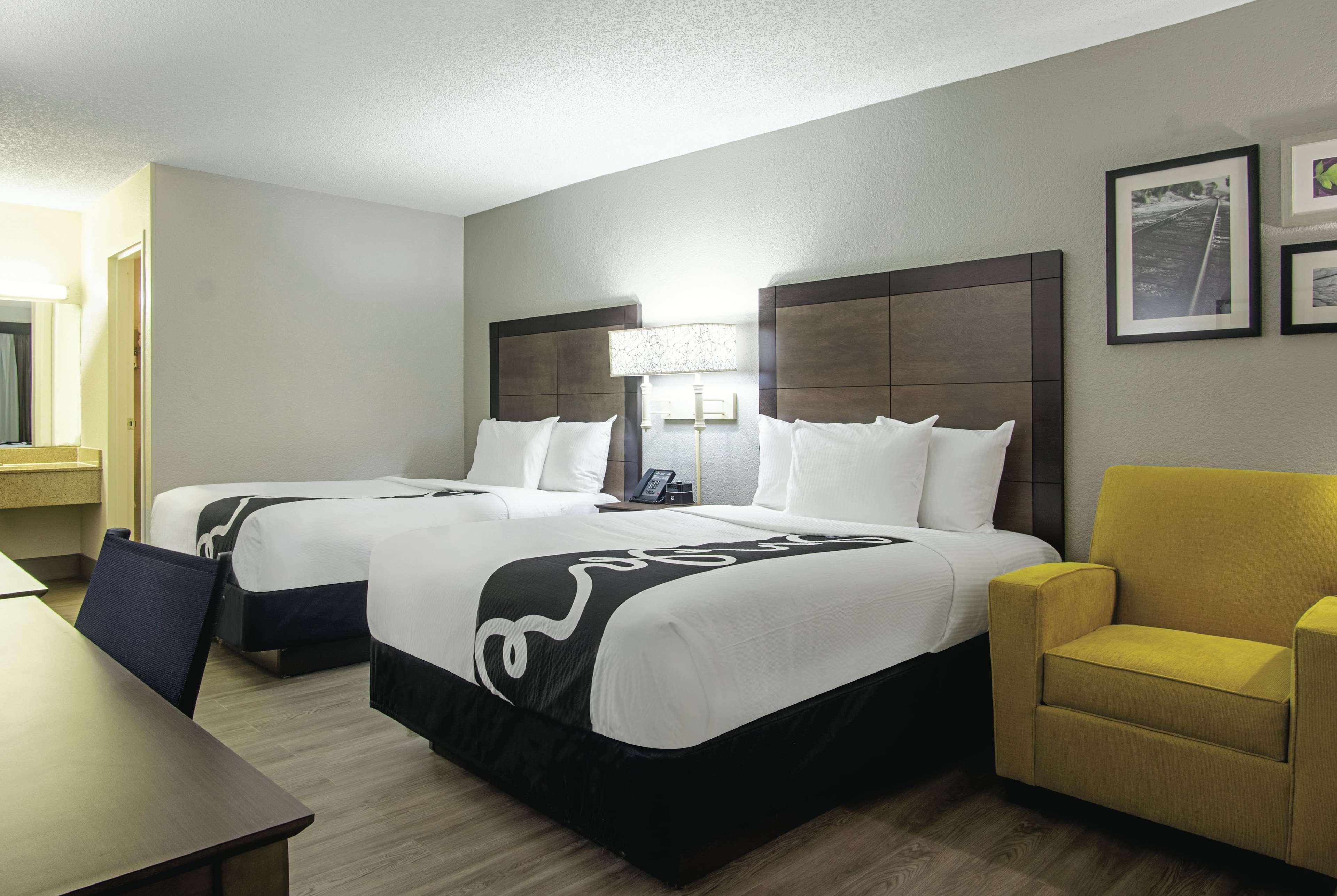 La Quinta Inn By Wyndham West Palm Beach - Florida Turnpike Bagian luar foto