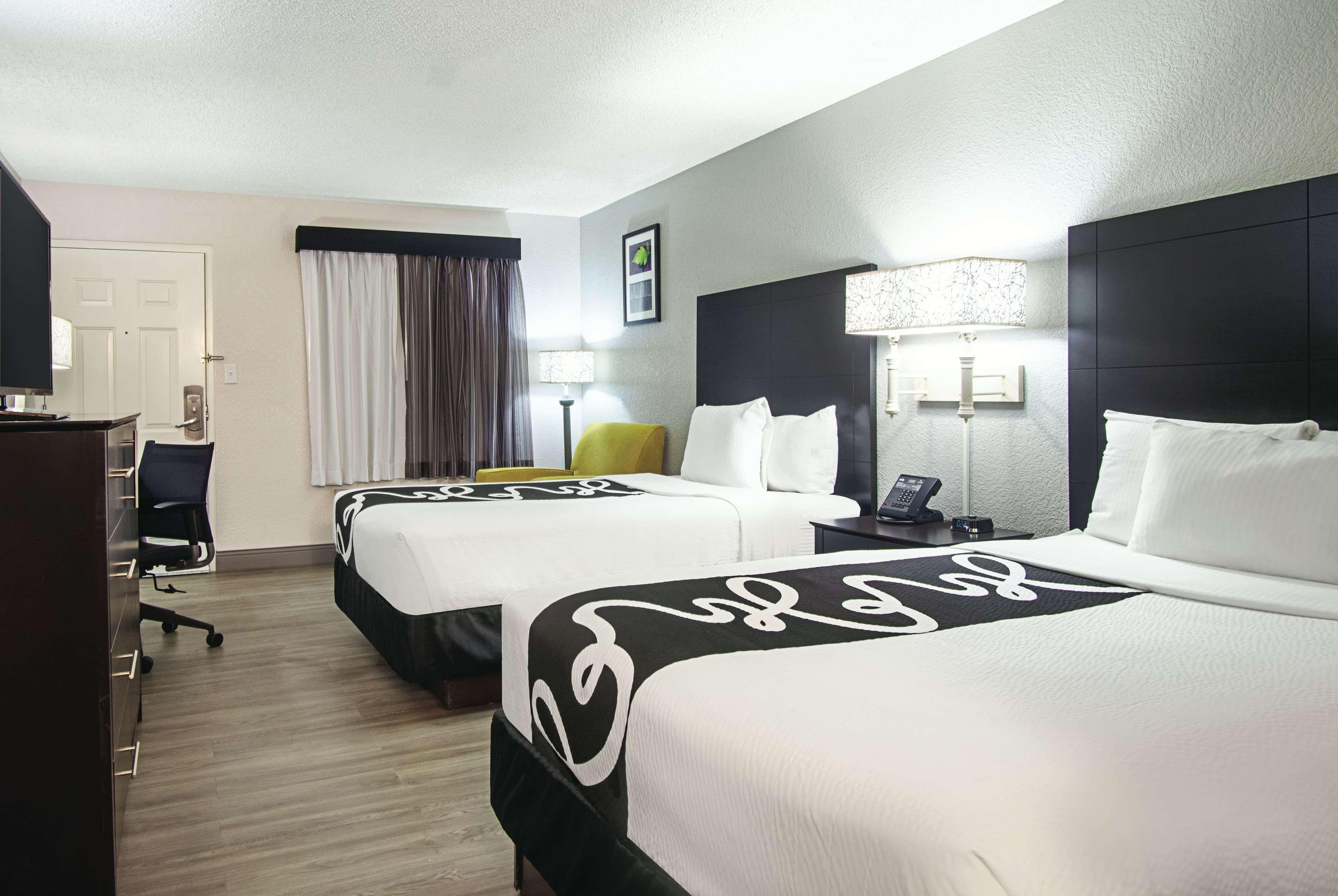 La Quinta Inn By Wyndham West Palm Beach - Florida Turnpike Bagian luar foto