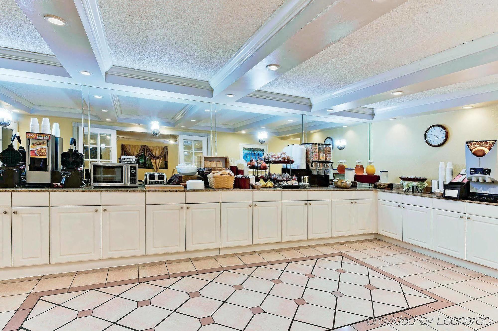 La Quinta Inn By Wyndham West Palm Beach - Florida Turnpike Bagian luar foto