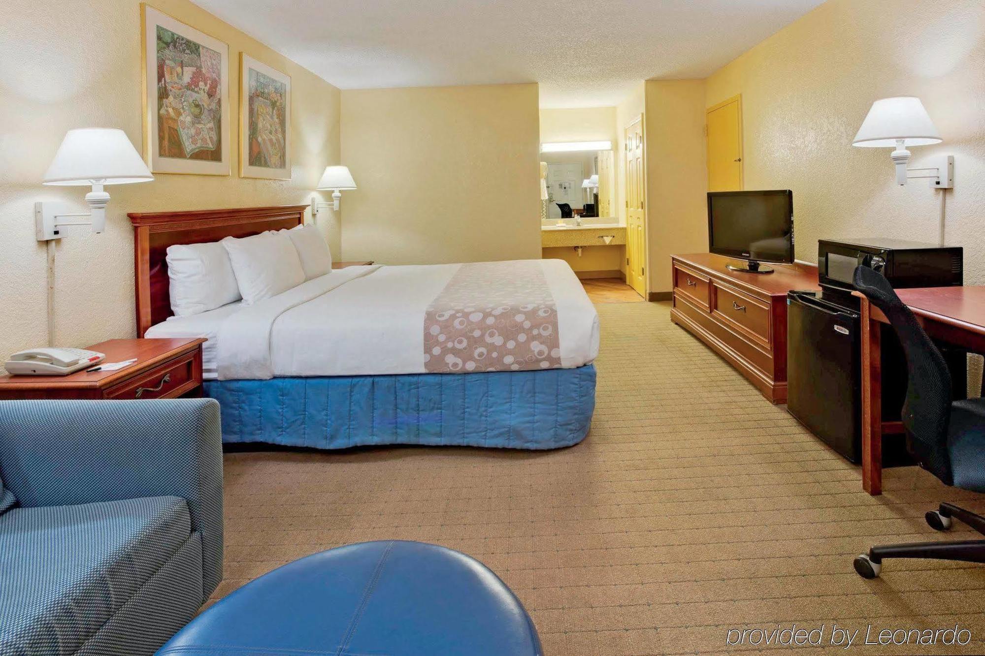 La Quinta Inn By Wyndham West Palm Beach - Florida Turnpike Bagian luar foto